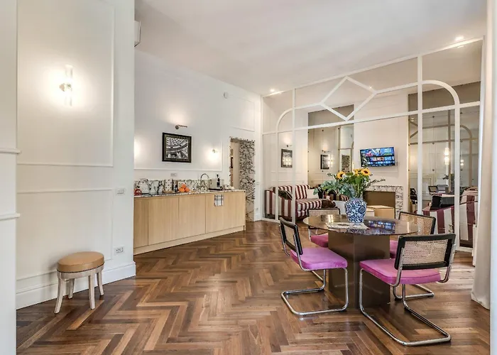 Piazza Venezia Luxe Appartement *